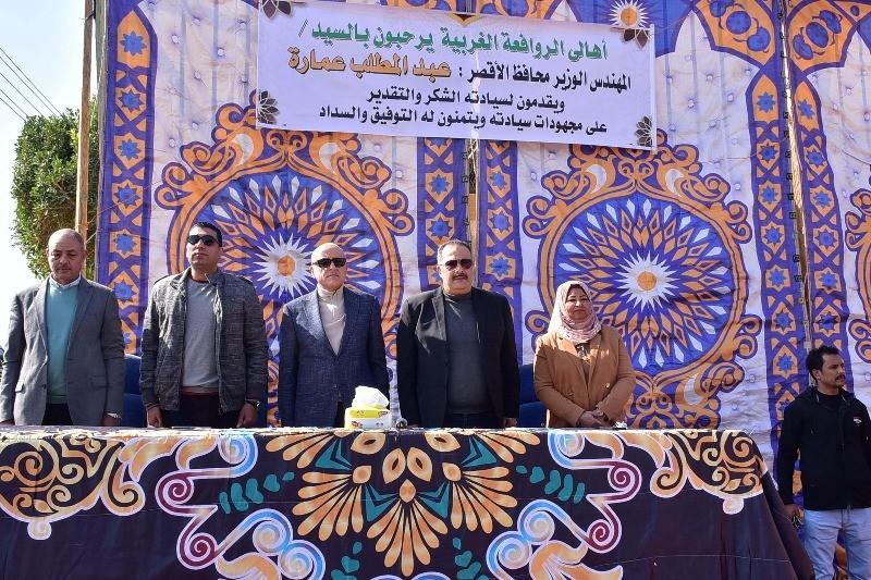 محافظ الأقصر يضع حجر أساس مشروع صرف صحي الروافعة الغربية