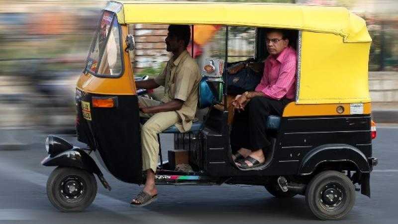 شعبة السيارات تكشف تفاصيل قرار وقف استيراد التوك توك في مصر