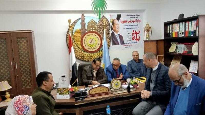 وكيل التعليم بالغربية يباشر سير امتحانات الفصل الدراسي الأول للشهادة الإعدادية