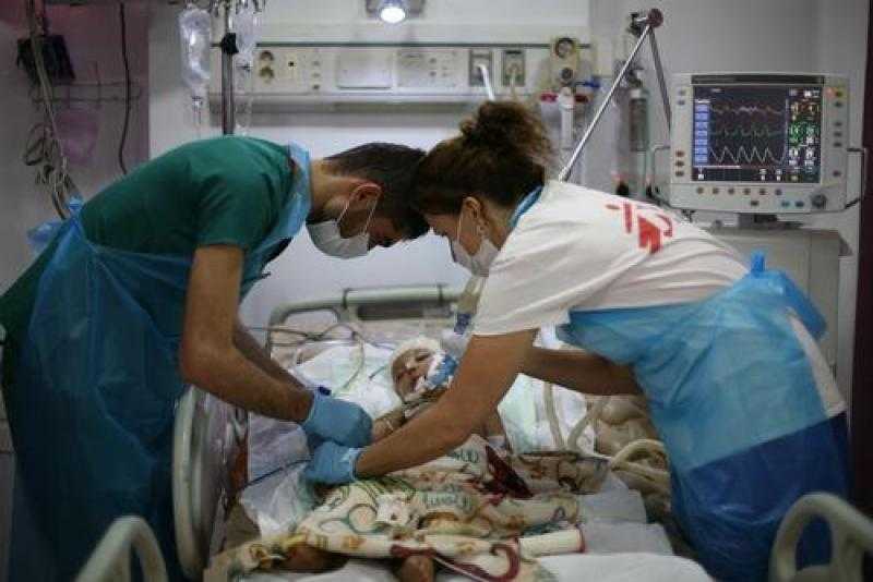”أطباء بلا حدود” تدعو إلى زيادة سريعة وواسعة النطاق للمساعدات الإنسانية لقطاع غزة