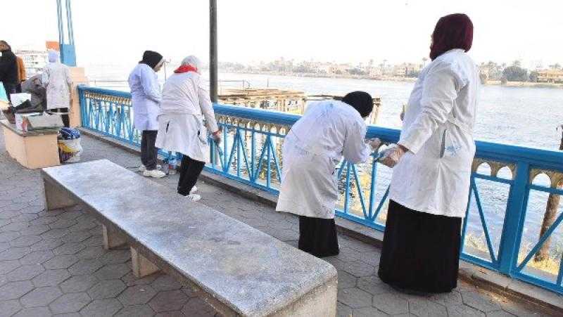 محافظ أسيوط يتفقد أعمال تطوير وتجميل كورنيش النيل بمشاركة طالبات المدارس الفنية