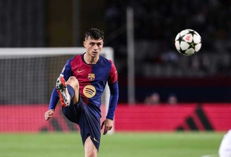 بيدري يوافق على تمديد عقده مع برشلونة