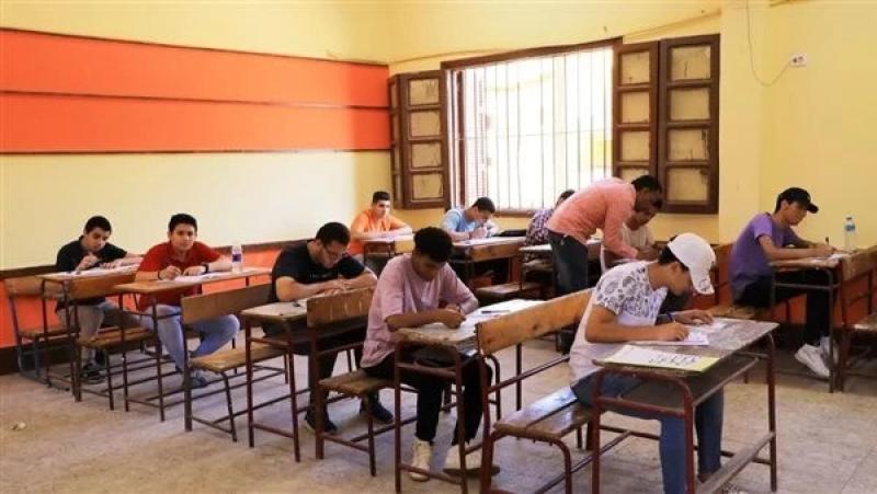 المدارس تبدأ اليوم استلام استمارة الثانوية العامة من الطلاب وحتى 27 فبراير