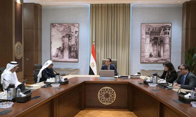 رئيس الوزراء يتابع مستجدات المخطط الرئيسي لمدينة ”رأس الحكمة”