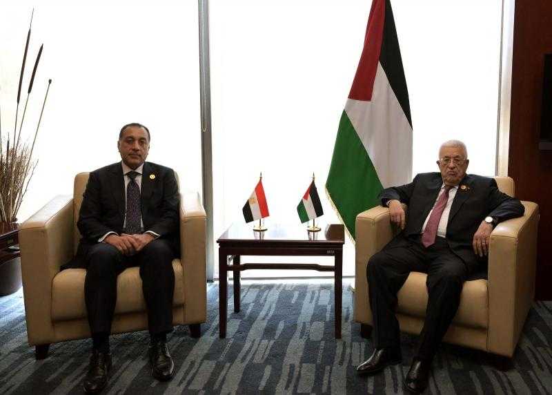 رئيس الوزراء يلتقي الرئيس الفلسطيني خلال مشاركته بمؤتمر قمة الاتحاد الإفريقي 2025