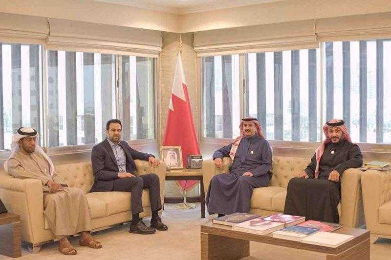وزير العدل والشئون الإسلامية والأوقاف بمملكة البحرين يستقبل الأمين العام لمجلس حكماء المسلمين