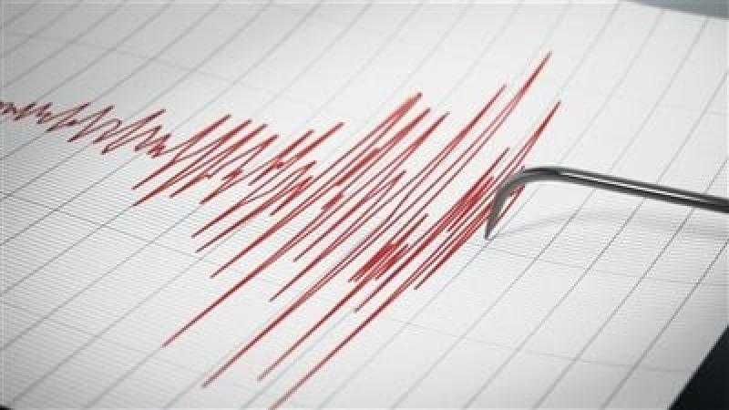 هزة أرضية بقوة 1.76 درجة على بعد 6 کیلو مترات شمال غرب حلوان
