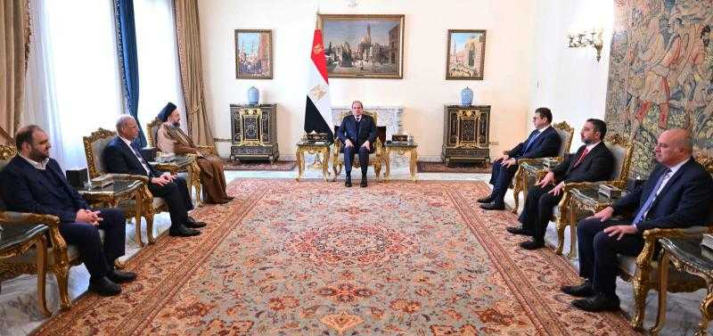 الرئيس السيسي وعمار الحكيم يؤكدان ضرورة الحفاظ على وحدة سوريا الشقيقة وسيادتها وسلامتها