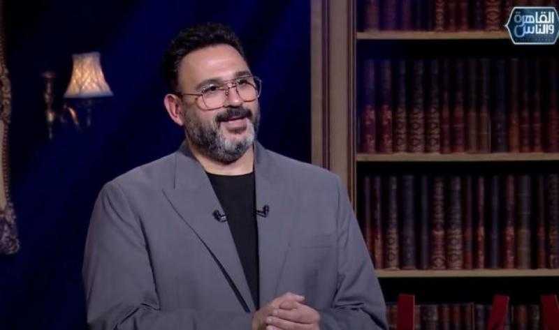 أكرم حسني عن اتهام بعض الأعمال الكوميدية بالتنمر: فيه مناطق معينة الهزار فيها مؤذي