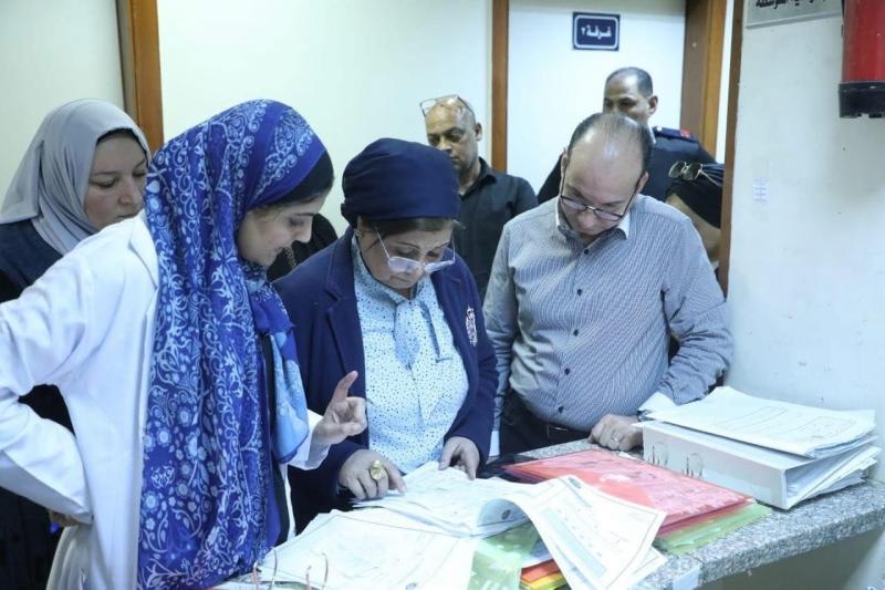 نائب وزير الصحة تتفقد جاهزية منشآت السيدة زينب الصحية في جولة مفاجئة