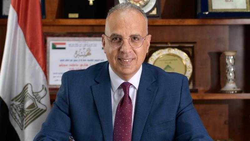 سويلم يطلق خطة لتعزيز الري والصرف عبر التنسيق المتكامل