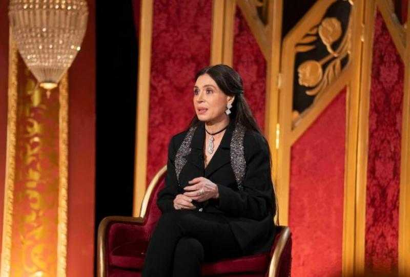 دينا تنتقد مشاهد رقص رانيا يوسف في مسلسل جريمة منتصف الليل: مبتعرفش ومضحكة