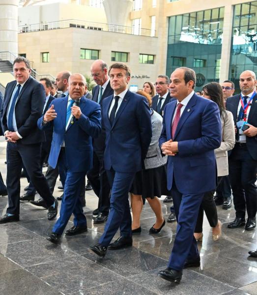 إعلام أوروبا عن زيارة ماكرون للقاهرة.. نوفا الإيطالية: تظهر تحالفه الاستراتيجى مع الرئيس السيسى.. أنتينا الإسبانية: تعكس الدعم الكامل لخطة مصر لإعادة إعمار غزة