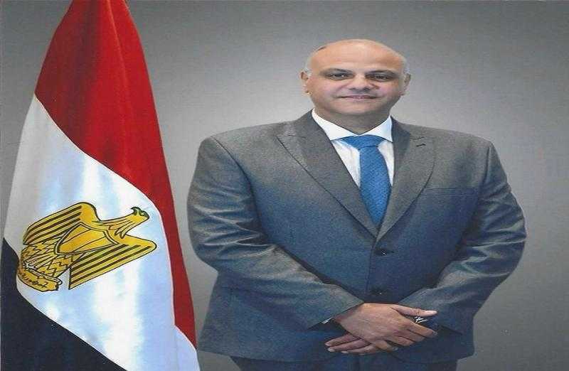 محافظ القليوبية يُتابع العمل بالمركز التكنولوجي بالقناطر الخيرية