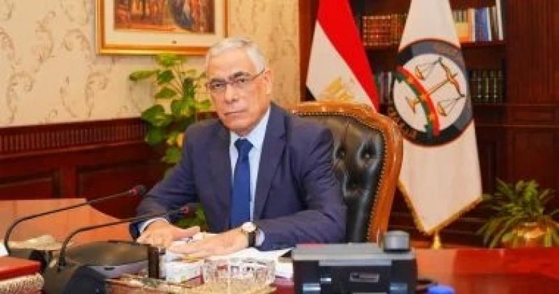 النائب العام يقرر نقل مقر مكتب شكاوى المواطنين من الرحاب لدار القضاء العالى