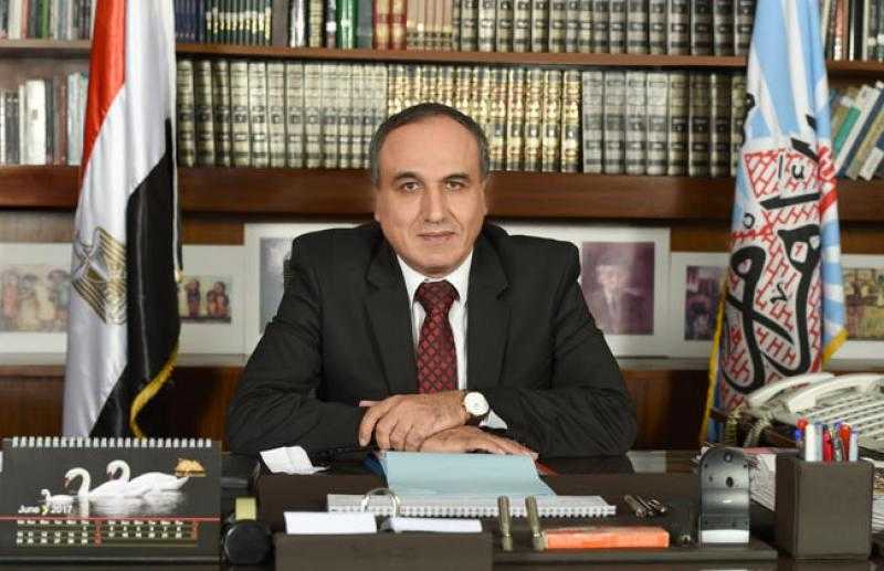 تفاصيل تخصيص 20 ألف فدان للصحفيين.. عبد المحسن سلامة يكشف التفاصيل