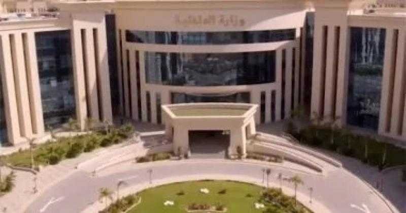الداخلية تضبط المتهمين بالنصب على وافد في مبلغ مالي بالجيزة