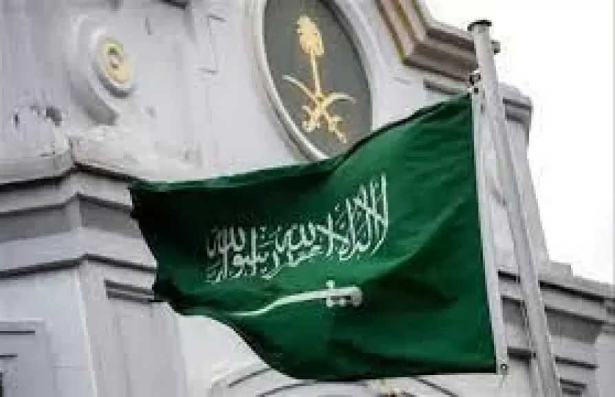 الداخلية السعودية: غرامة 50 ألف ريال والسجن والترحيل للوافد الذي يتأخر عن المغادرة