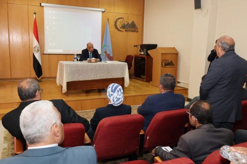 الدكتور محمود عصمت: هيئة الطاقة الذرية منبرًا بحثيًا يشار إليه فى المحافل الدولية