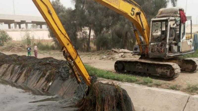 محافظ أسيوط: استمرار أعمال تطهير الترع والمصارف بالمراكز والقرى
