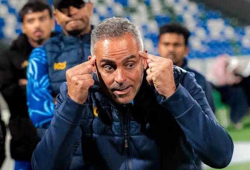 جوميز يرد على أنباء مفاوضات الأهلي: تركيزي بالكامل مع الفتح السعودي