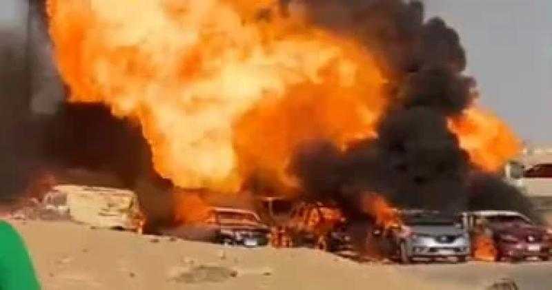 مصرع 3 أشخاص وإصابة 18 إثر انفجار خط غاز طريق الواحات