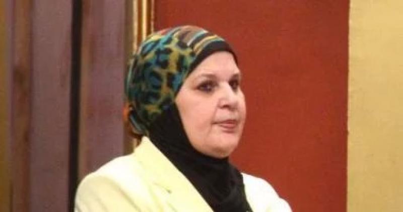 برلمانية: العامل المصرى حجر الأساس فى مسيرة الوطن