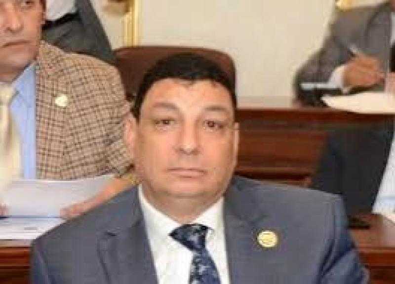 صناعة البرلمان: عمال مصر في صدارة اهتمام الدولة بفضل توجيهات الرئيس المستمرة