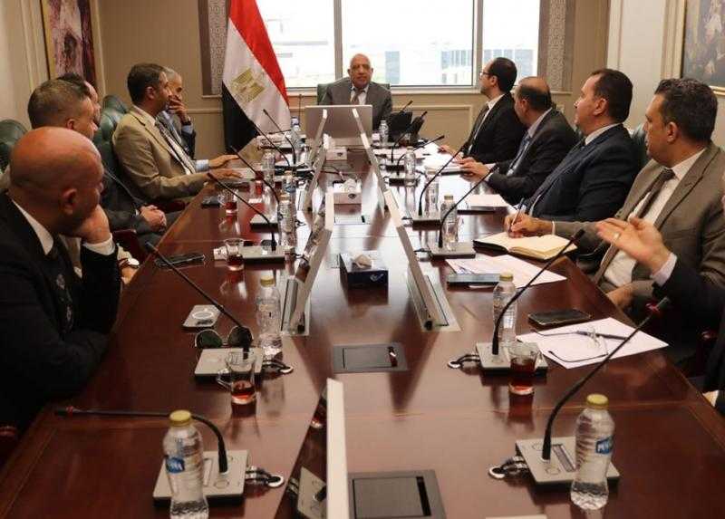 وزير الكهرباء يبحث مع ”ساى شيلد” تشغيل منظومة الشحن الموحد وقاعدة البيانات المؤمنة للعدادات