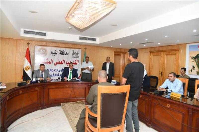 1500 جنيه لكل مستفيد.. بدء صرف منحة عيد العمال للعمالة غير المنتظمة في أسيوط