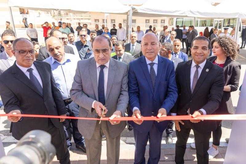 صندوق تحيا مصر يوفر أسواقا حضارية مجمعة للباعة المتنقلين ويبني 317 محلا وكافتيريا بالمقطم