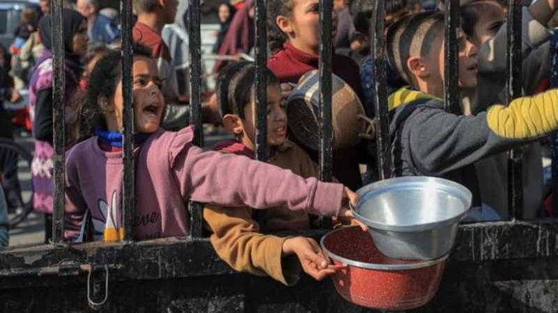 الاتحاد العربي للنقابات يطالب بتحرير المساعدات الإنسانية لغزة ويحذر من كارثة صحية وشيكة