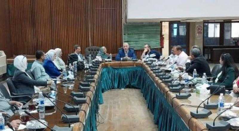 «الإسكان»: تحسين بيئة الاستثمار وإدارة منظومة المياه في ورشتي عمل بـ15 مايو والصالحية الجديدة