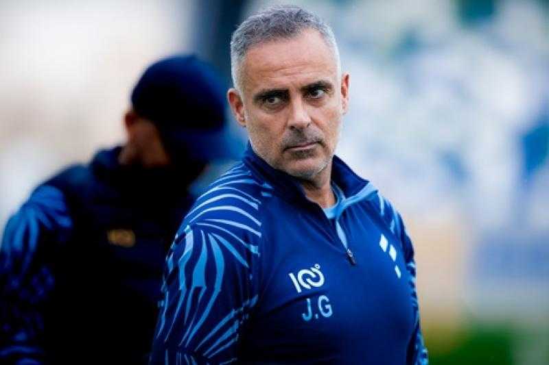 تعثر الفتح يؤجل انتقال جوميز لتدريب الأهلي
