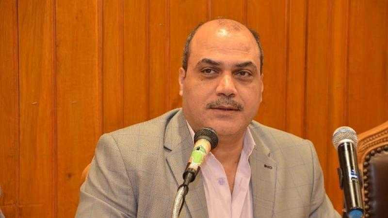 محمد الباز: متابعة الرئيس السيسي لصنع الله إبراهيم تحمل رسالتين.. ومصر لا تنسج علاقاتها بأبنائها