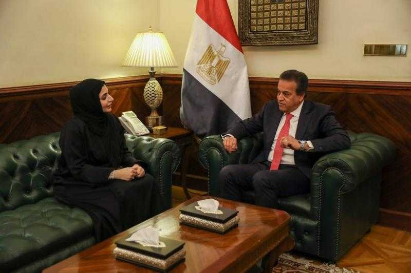 وزير الصحة يبحث مع المدير التنفيذي للمنشآت الصحية بالإمارات تطوير الخدمات الطبية بمستشفيي الشيخ زايد التخصيي وآل نهيان
