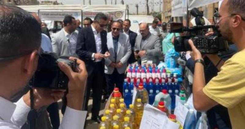وزير التموين يفتتح المرحلة الثانية من سوق اليوم الواحد بمدينة نصر