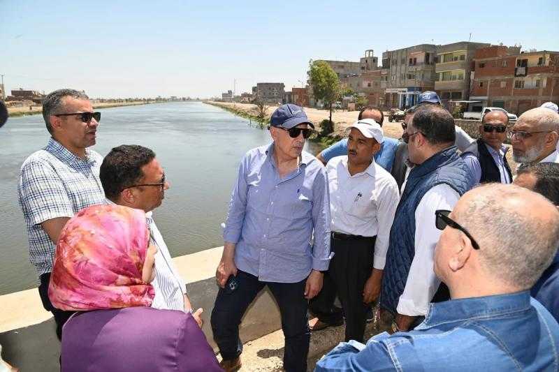 وزير الري يتفقد حالة ترعة السلام ومحطتى السلام ٢ & ٣ بمحافظة الشرقية للاطمئنان على حالة المنظومة المائية