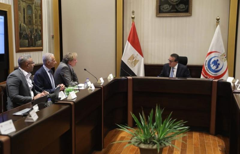 وزير الصحة يبحث التوسع بملف تدريب الأطباء وإرسال وفود لألمانيا لصقل مهاراتهم