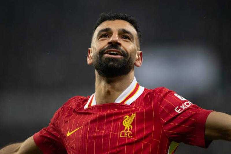 الأهلي يرد على أنباء التفاوض مع رونالدو: إذا أردنا نجما عالميا.. فهدفنا صلاح