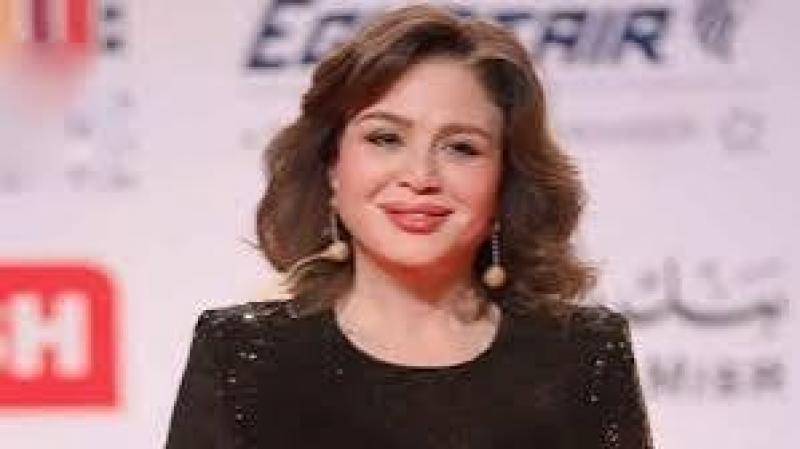 إلهام شاهين: التنافس بين الفنانين دافع للإبداع وليس خصومة