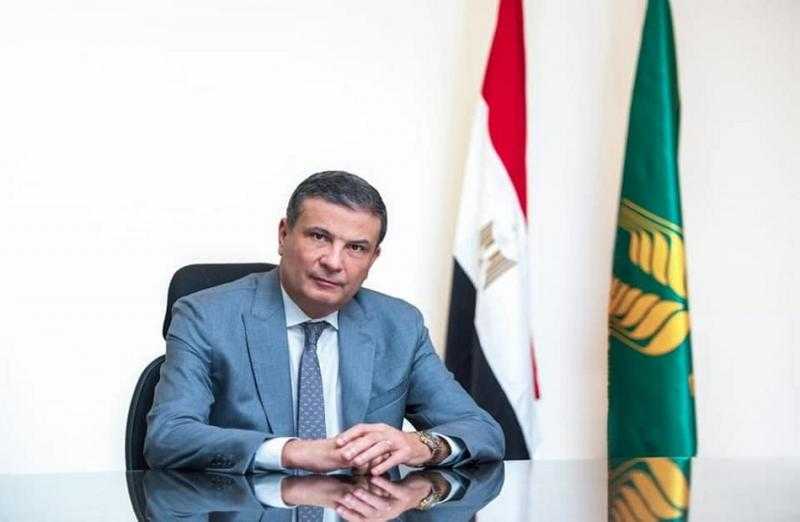 وزير الزراعة يتابع سير العمل بالقطاعات الخدمية والإنتاجية خلال إجازة العيد