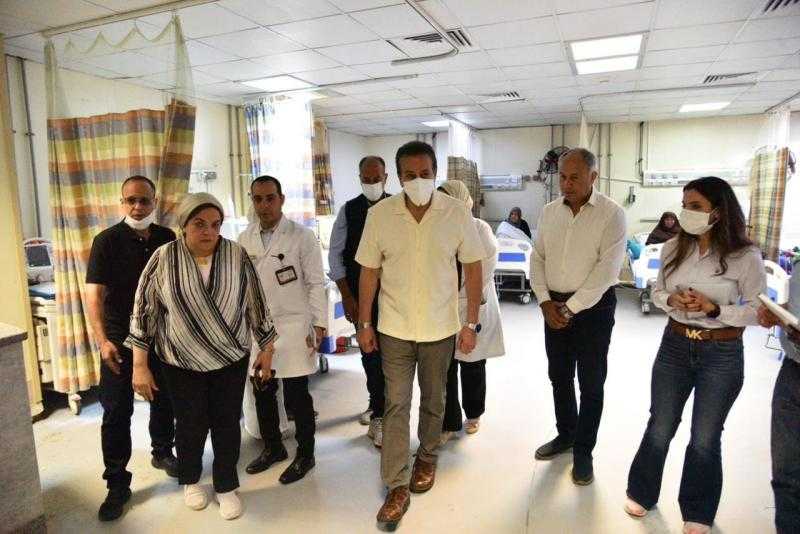 وزير الصحة يتفقد مستشفى وادي النطرون التخصصي.. ويوجه بتوفير الأطقم الطبية للتعامل مع مصابي حوادث الطرق
