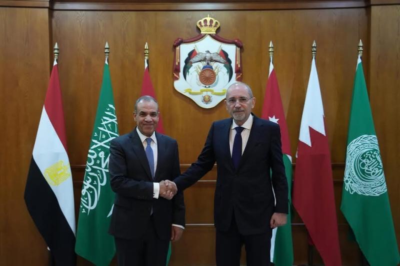 وزير الخارجية والهجرة يشارك في اجتماع اللجنة الوزارية العربية الإسلامية مع ملك الأردن واجتماع اللجنة مع الرئيس الفلسطيني