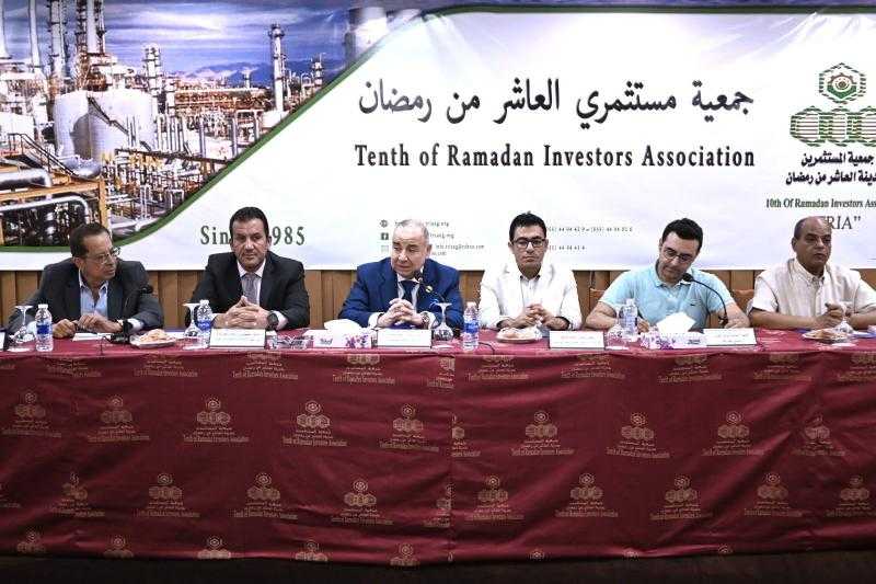 مدينة العاشر من رمضان تستقبل وفدًا من دول غرب إفريقيا للاطلاع على تجربة المناطق الصناعية