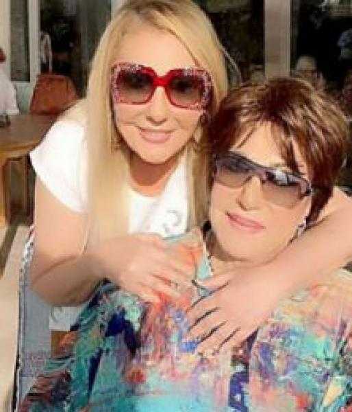 نادية الجندي تنعى سميحة أيوب
