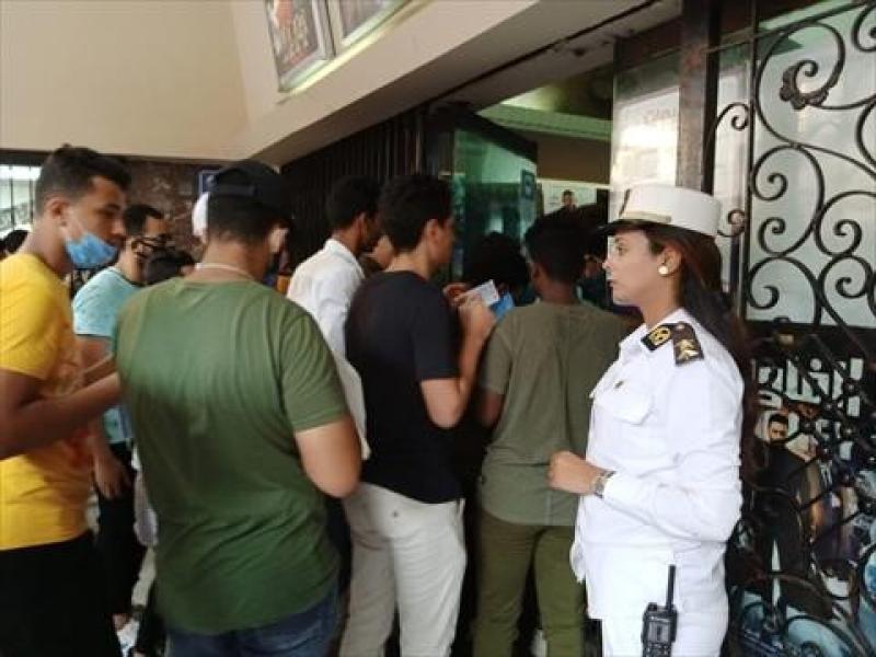 انتشار مكثف للشرطة النسائية لتأمين احتفالات عيد الأضحى بوسط البلد