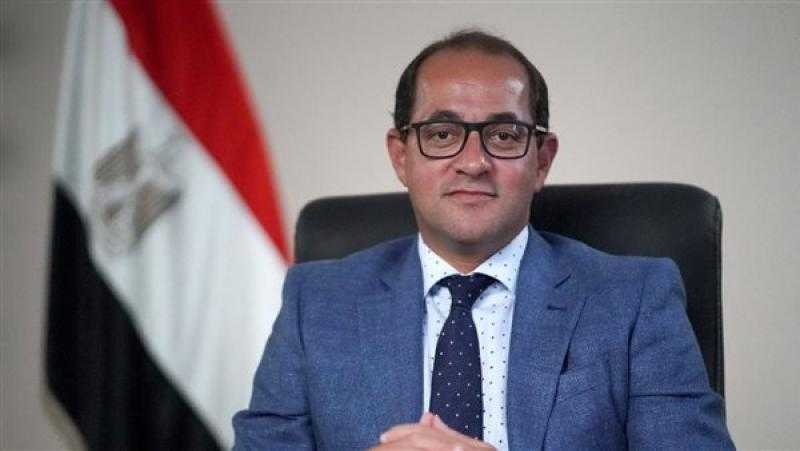 وزير المالية يوجه بتسهيل الإجراءات الجمركية لضيوف الرحمن