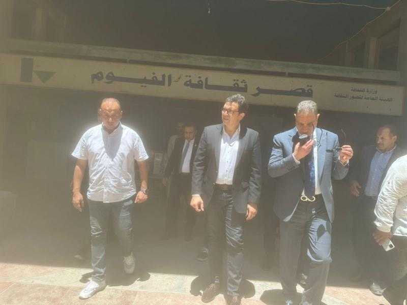 ”هنو” يتفقد قصر ثقافة الفيوم.. ويشدد على ضرورة تسريع وتيرة العمل للانتهاء من المشروع