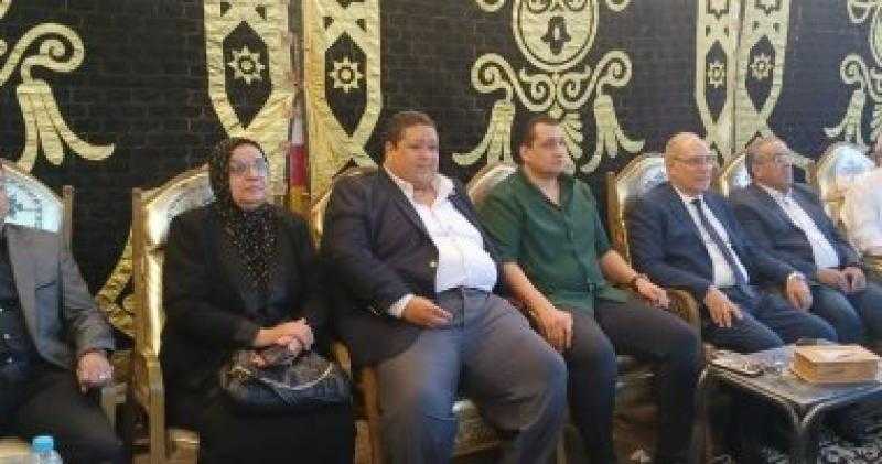وفد من ”مستقبل وطن” بالدقهلية يقدم واجب العزاء لأسرة البطل خالد شوقى